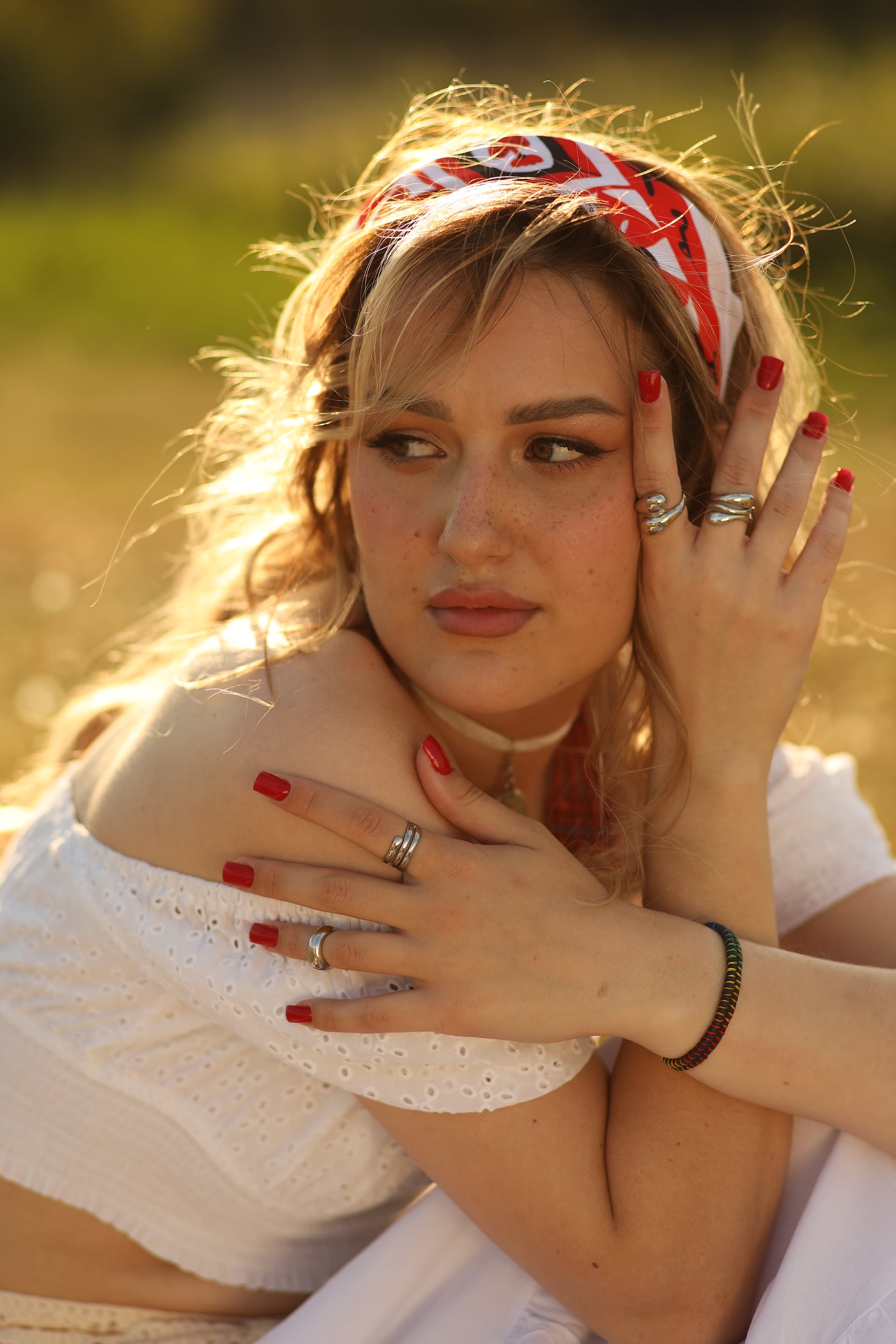 Валентина — майстер Avram Nails